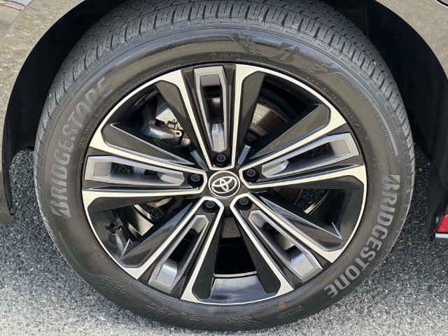Used 2023 Toyota bZ4X AWD w/ Weather Package image 10