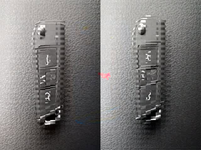 Used 2021 Volkswagen Golf 4-Door image 37