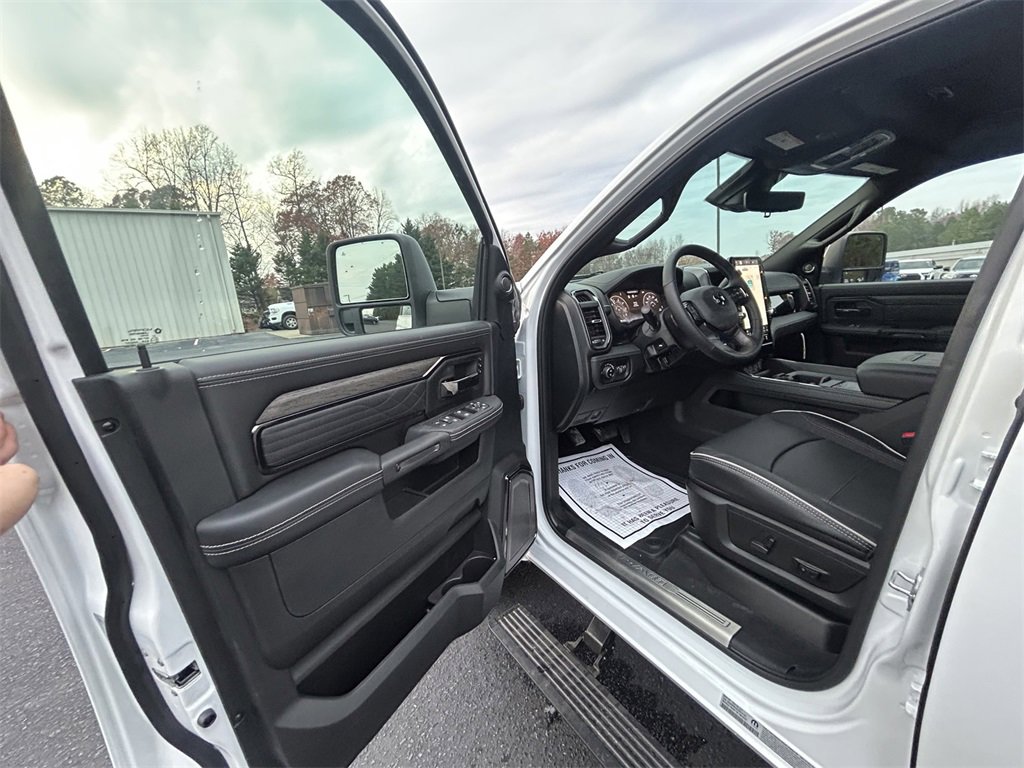 New 2026 RAM 3500 Limited image 22