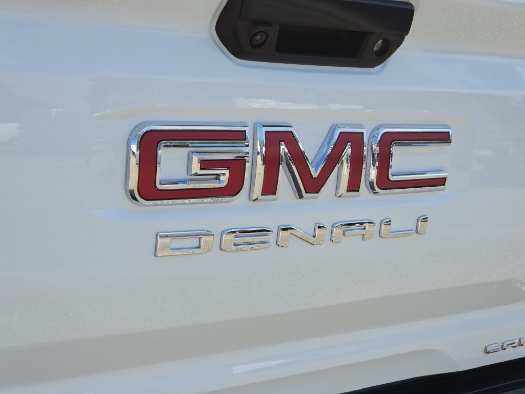 New 2026 GMC Canyon Denali AWD/4WD image 8