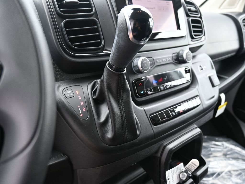 New 2025 RAM ProMaster 2500 w/ Crew Van Package image 20