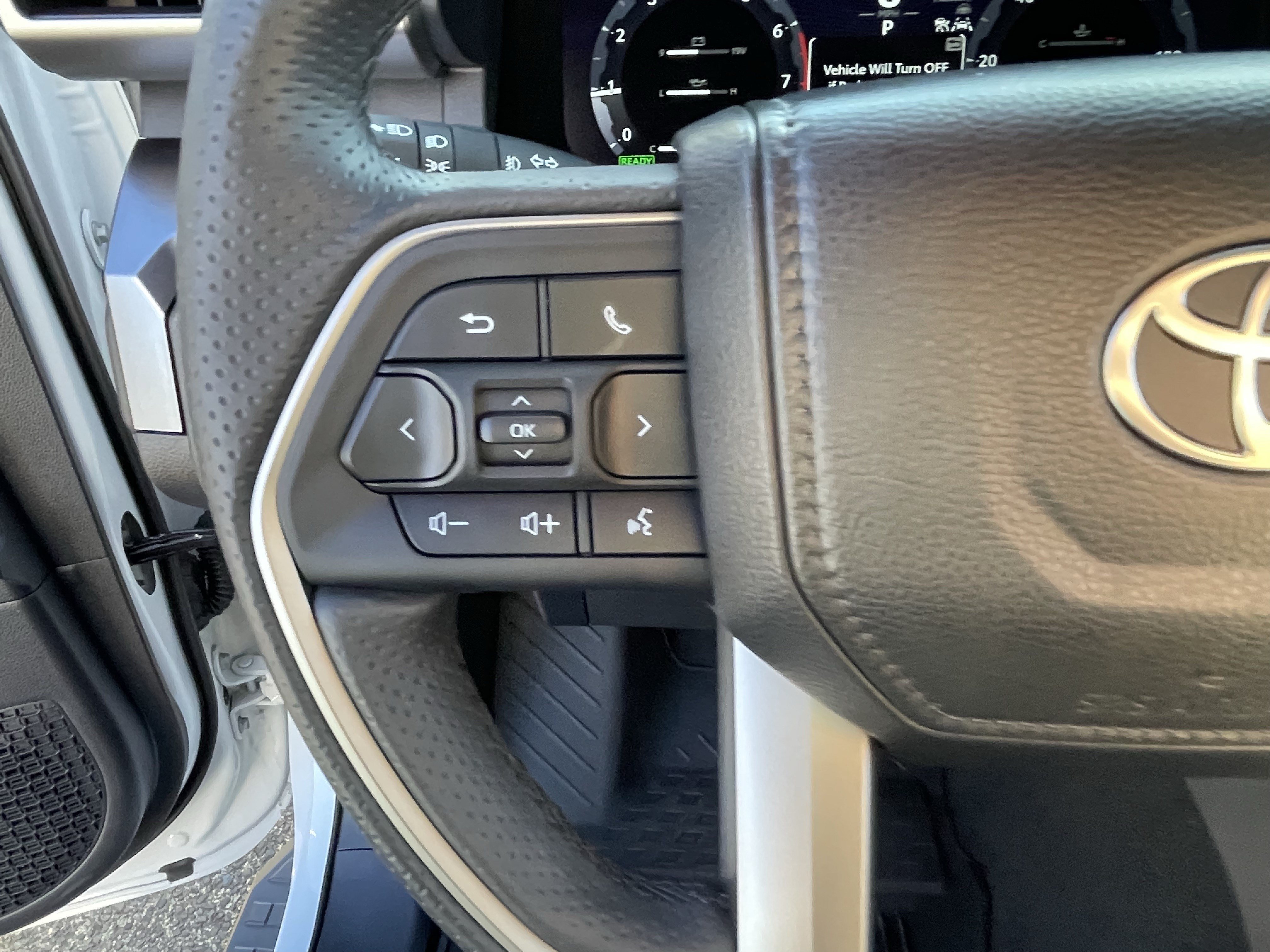 Certified 2025 Toyota 4Runner TRD Off-Road AWD/4WD image 19