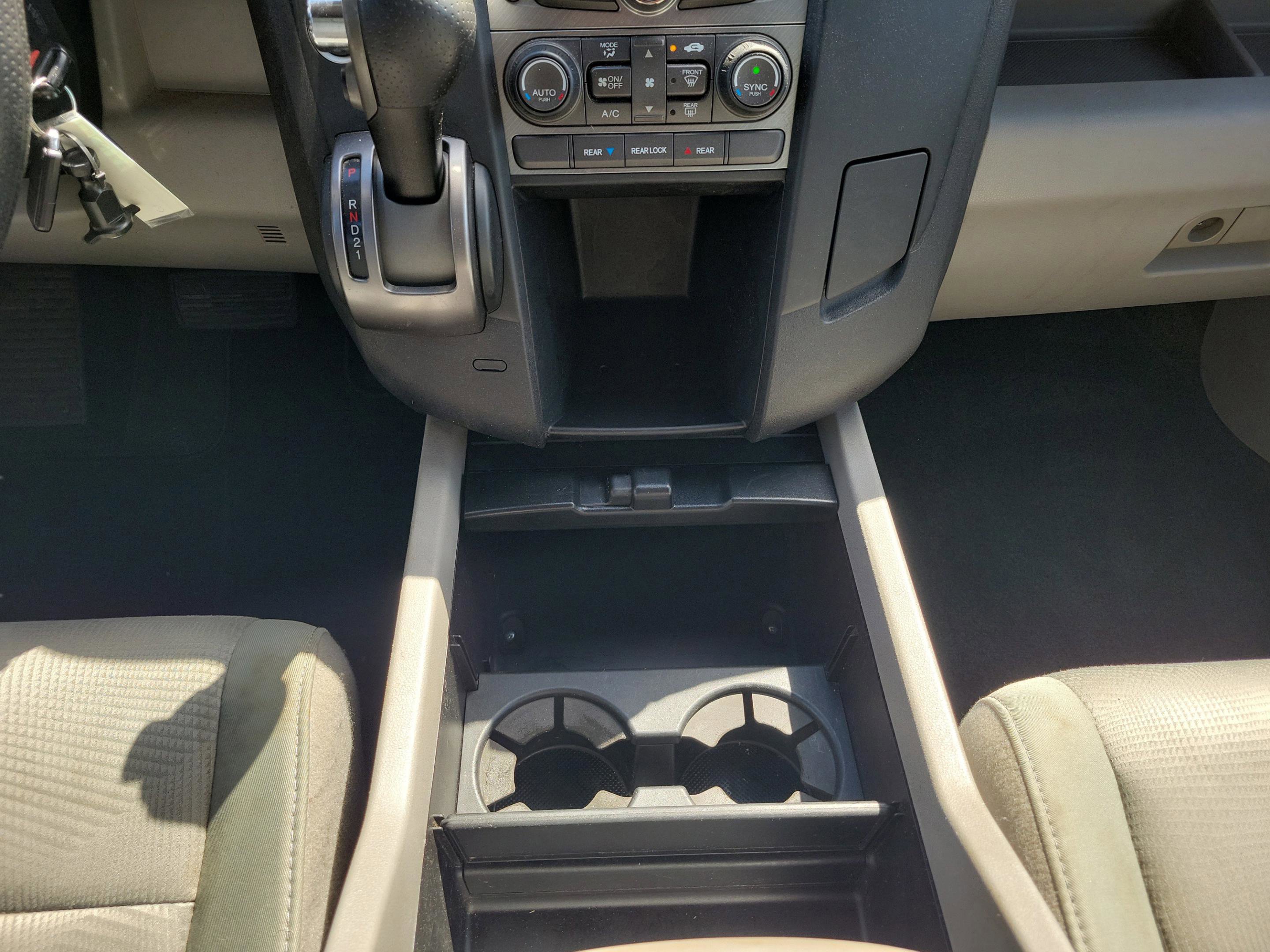 Used 2015 Honda Pilot LX image 15