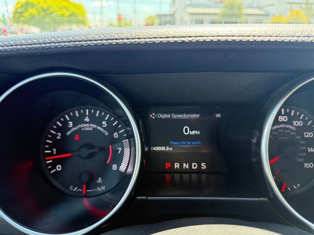 Used 2020 Ford Mustang Premium RWD image 13