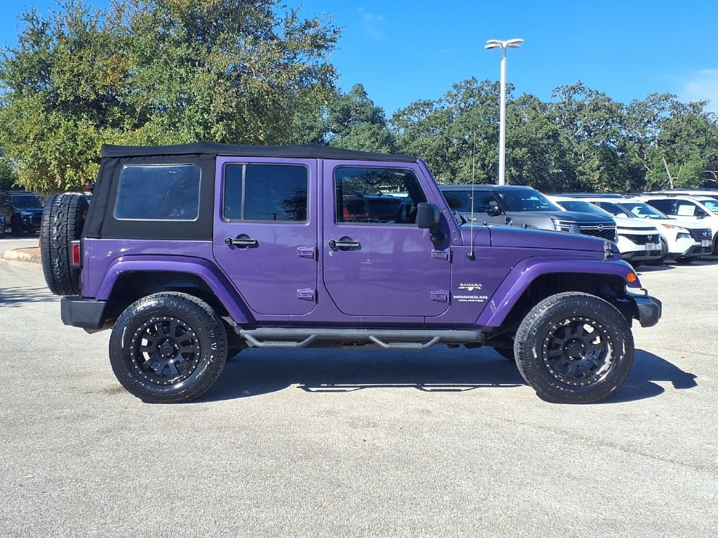 Used 2017 Jeep Wrangler Unlimited Sahara w/ Max Tow Package AWD/4WD image 2