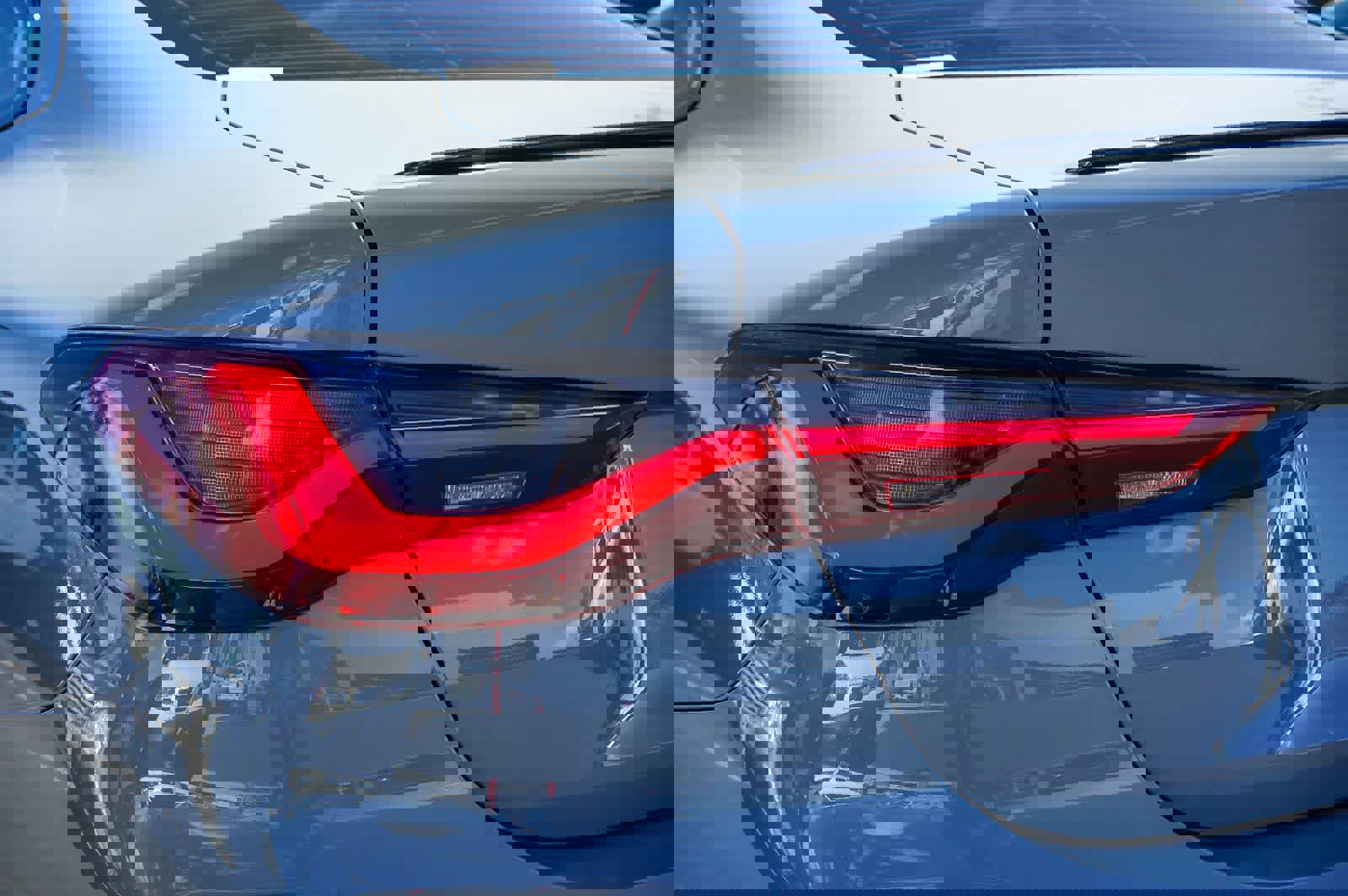 Used 2023 BMW M440i Coupe w/ Shadowloine Package image 7