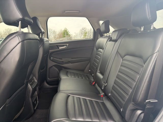 Used 2023 Ford Edge SEL AWD/4WD image 14