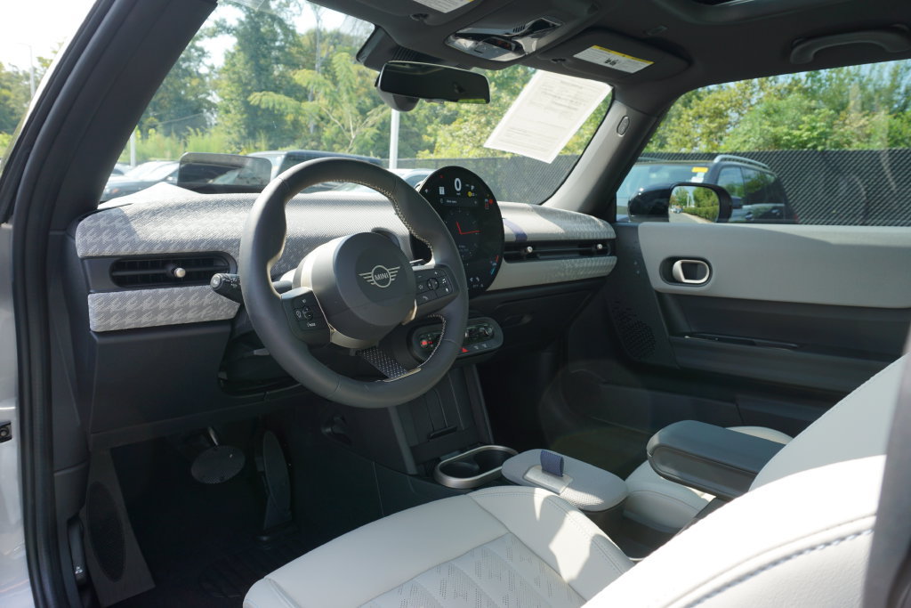 Used 2026 MINI Cooper S FWD image 12