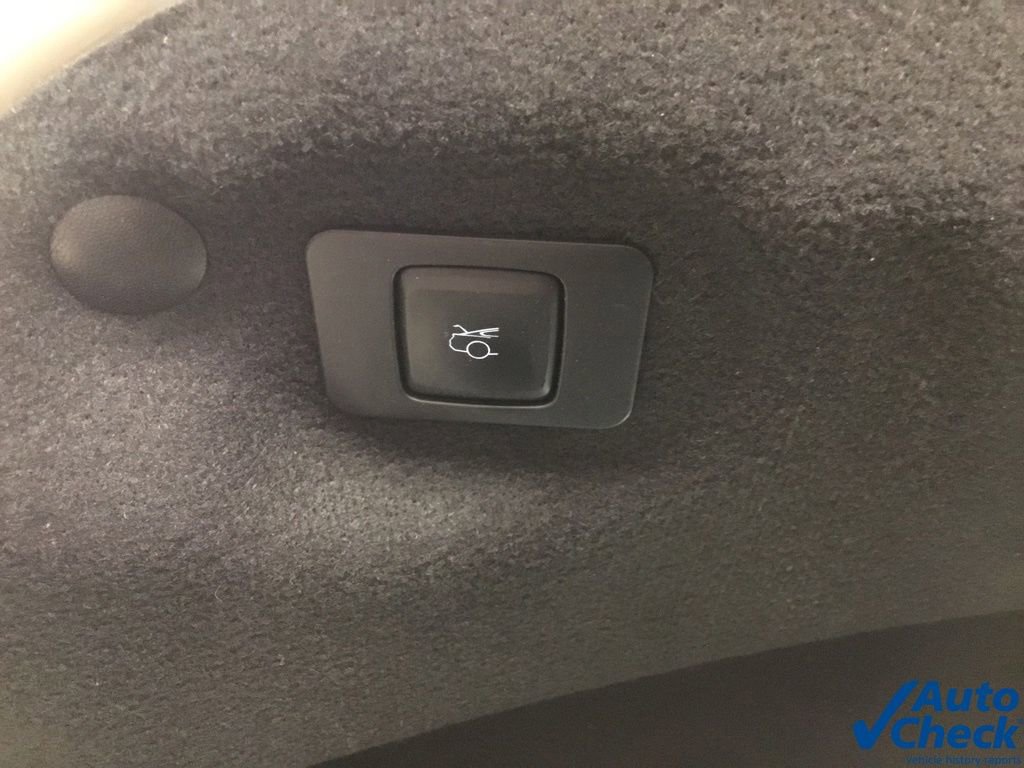Used 2015 Lincoln MKZ AWD w/ Equipment Group 102A Reserve image 13