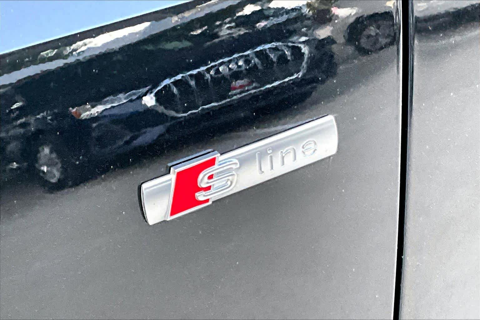 Used 2022 Audi Q3 2.0T Premium AWD/4WD image 15