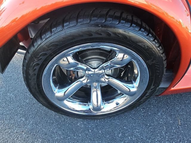 Used 2001 Chrysler Prowler RWD image 10