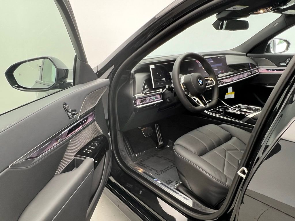 New 2026 BMW 740i image 22