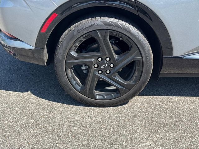 Used 2026 Chevrolet Equinox EV RS FWD image 11