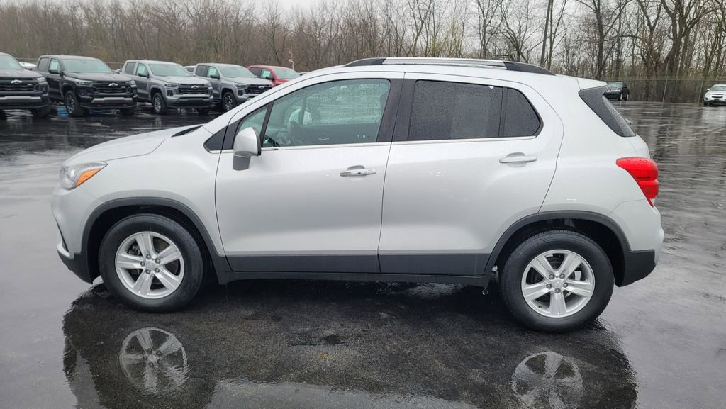Used 2019 Chevrolet Trax LT w/ LT Convenience Package image 7