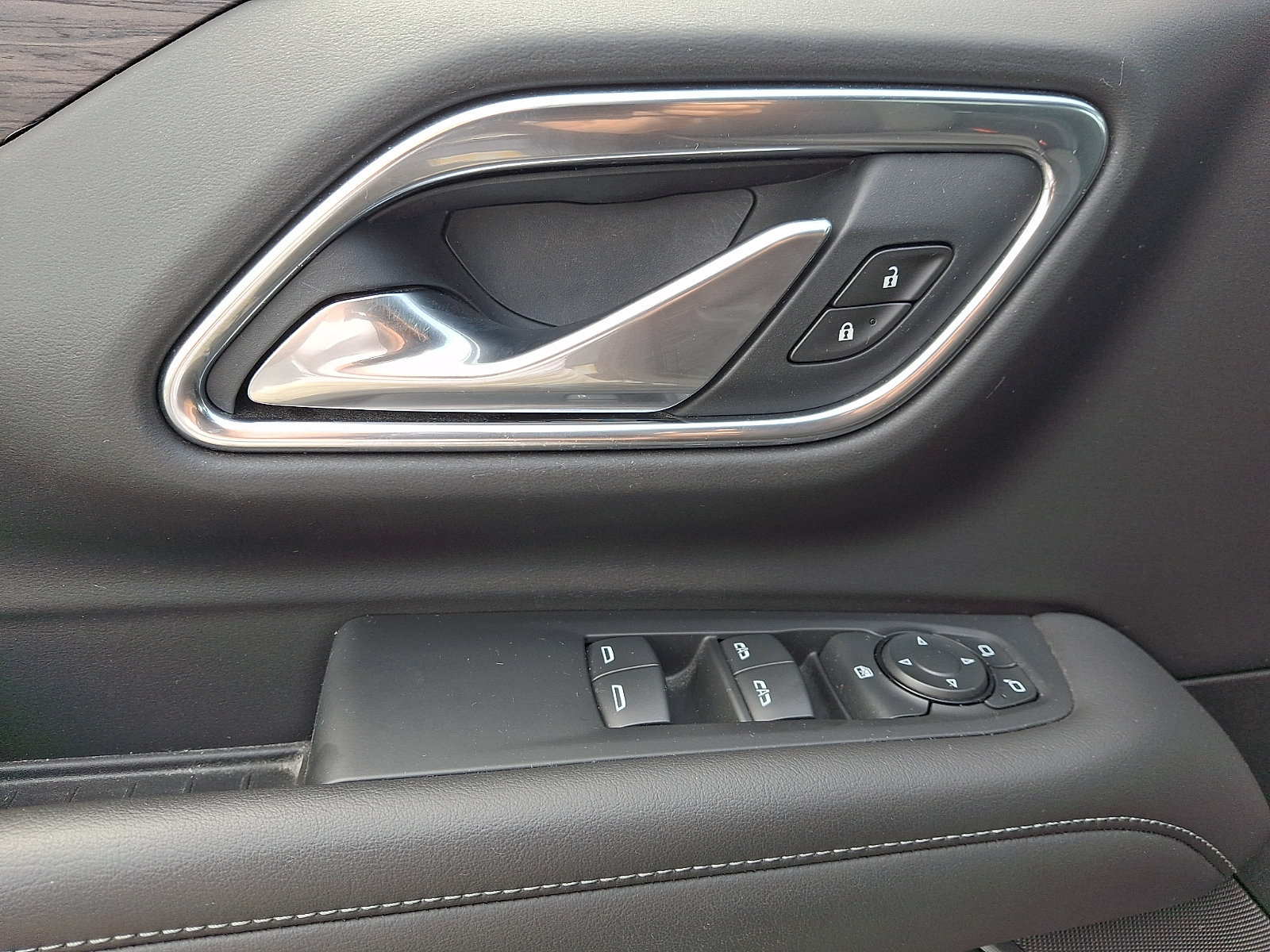 Certified 2021 Chevrolet Tahoe LS AWD/4WD image 14