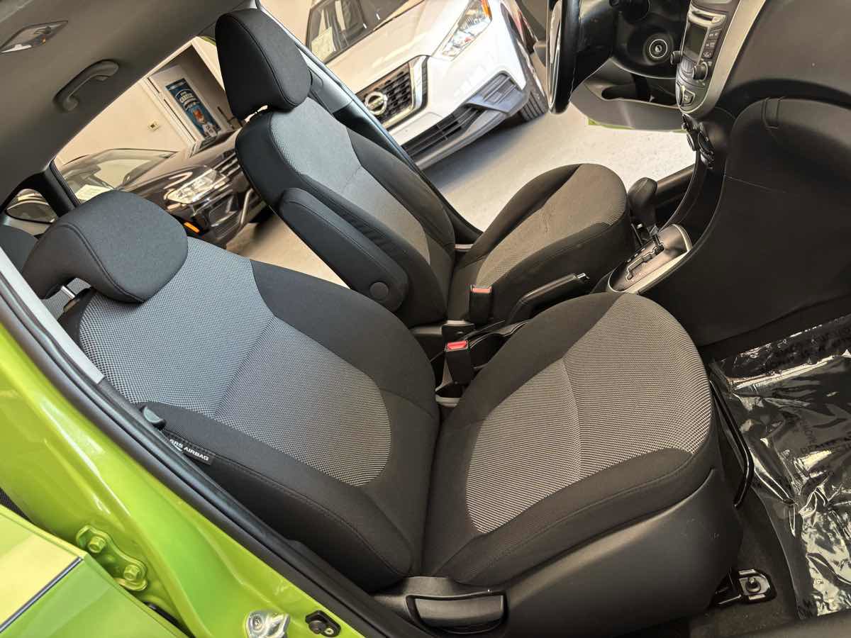 Used 2012 Hyundai Accent GS image 21