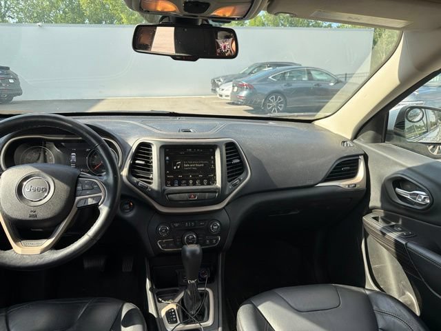 Used 2015 Jeep Cherokee Limited FWD image 10