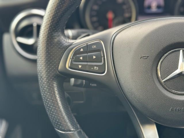 Used 2019 Mercedes-Benz GLA 250 4MATIC image 25