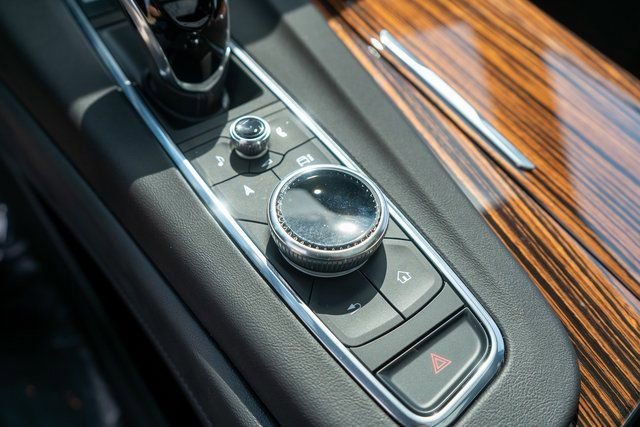 Used 2024 Cadillac Escalade Premium Luxury w/ Performance Package image 55