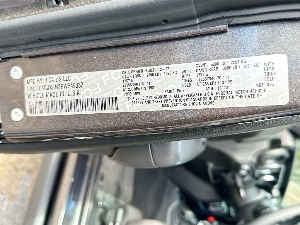 Used 2023 Jeep Wrangler Willys image 36