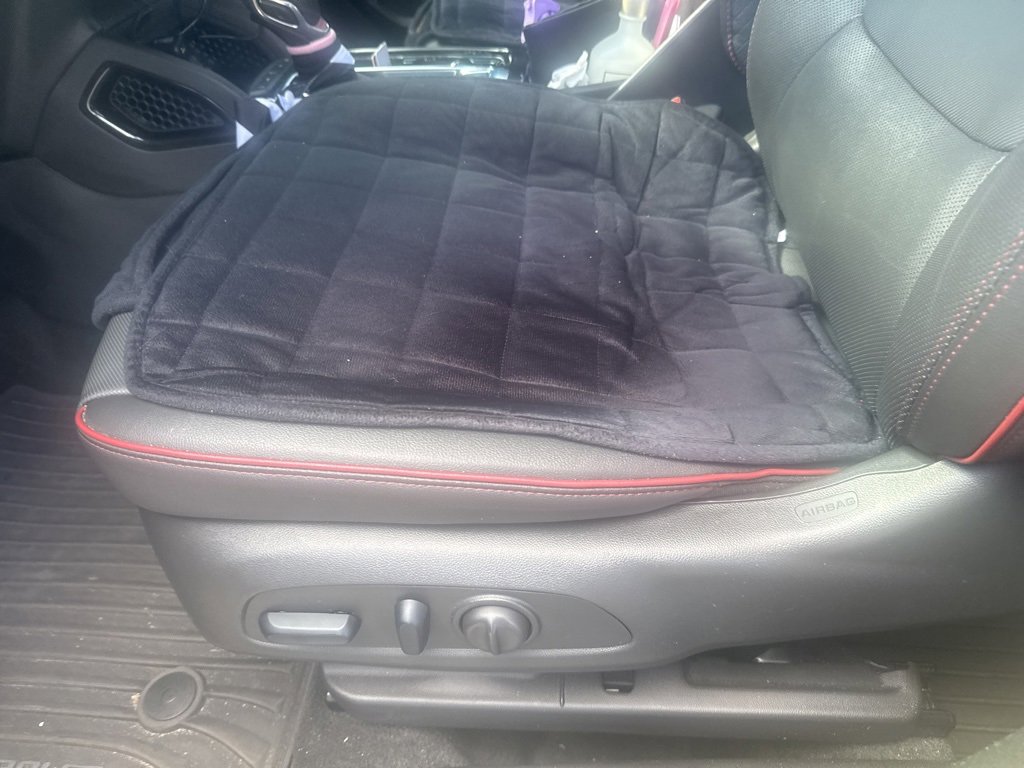 Used 2024 Chevrolet TrailBlazer RS w/ Convenience Package image 17