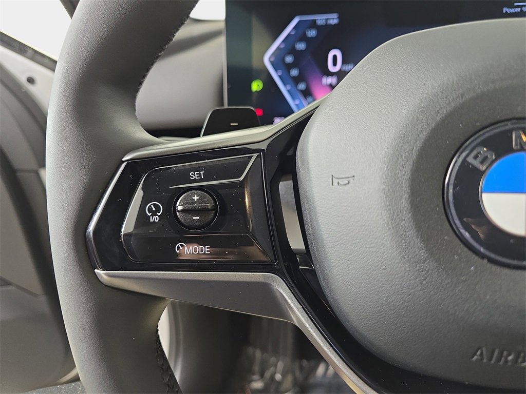 Used 2025 BMW 530i xDrive w/ Premium Package image 20