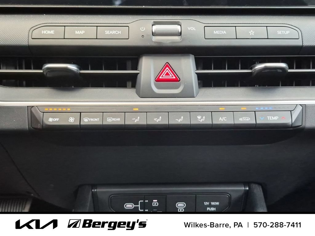 Certified 2025 Kia K4 FWD image 21