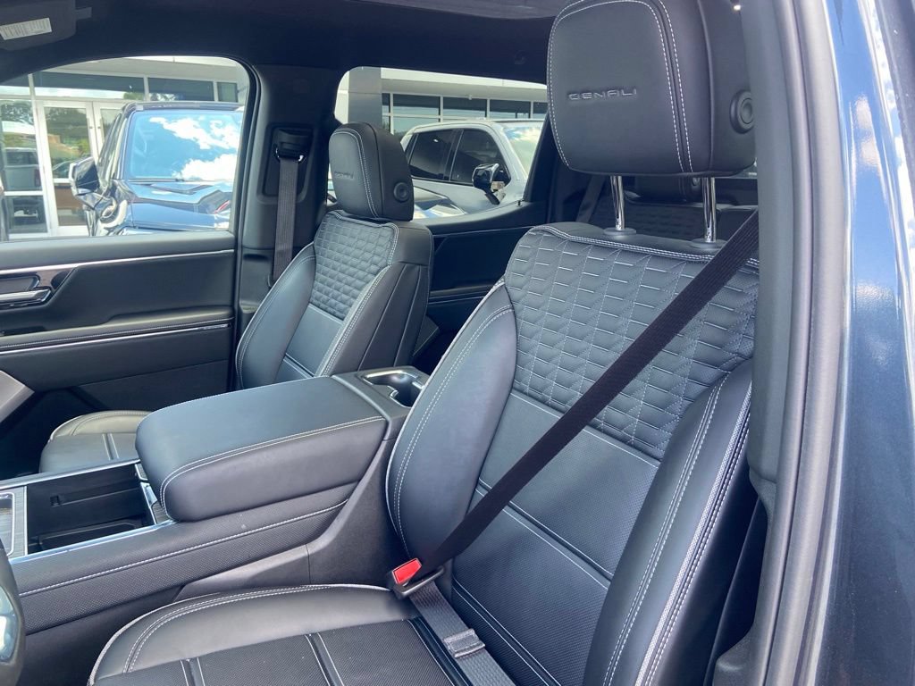 Used 2026 GMC Sierra EV Denali AWD/4WD image 12