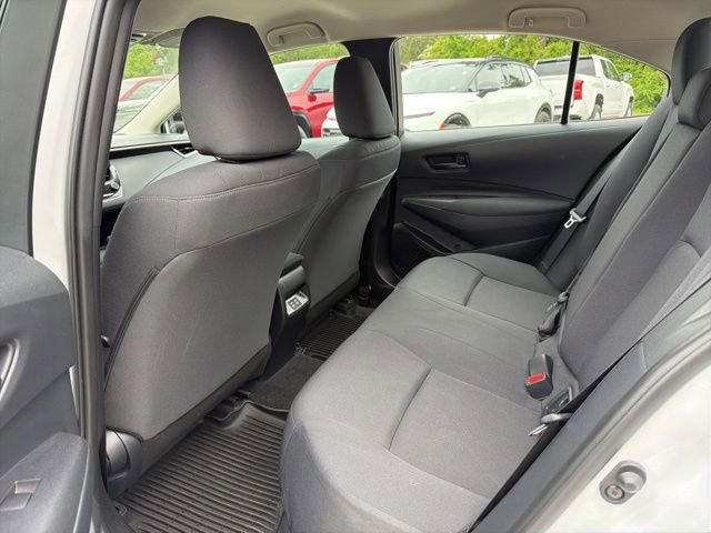 Used 2024 Toyota Corolla LE FWD image 17