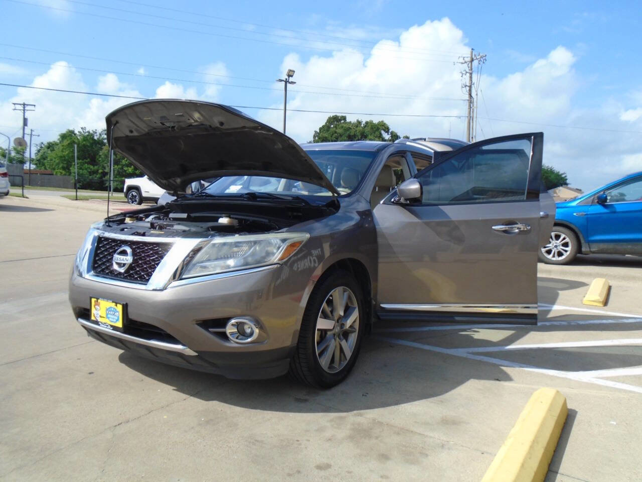 Used 2014 Nissan Pathfinder Platinum w/ Platinum Premium Package FWD image 28