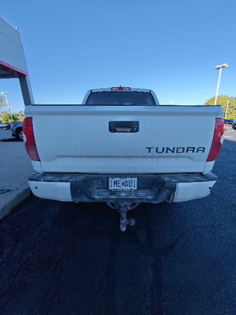 Used 2021 Toyota Tundra Limited w/ Limited Premium Package AWD/4WD image 10