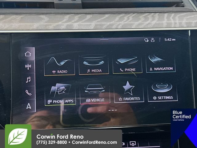 Used 2021 Audi e-tron Premium Plus w/ Premium Plus Package AWD/4WD image 19