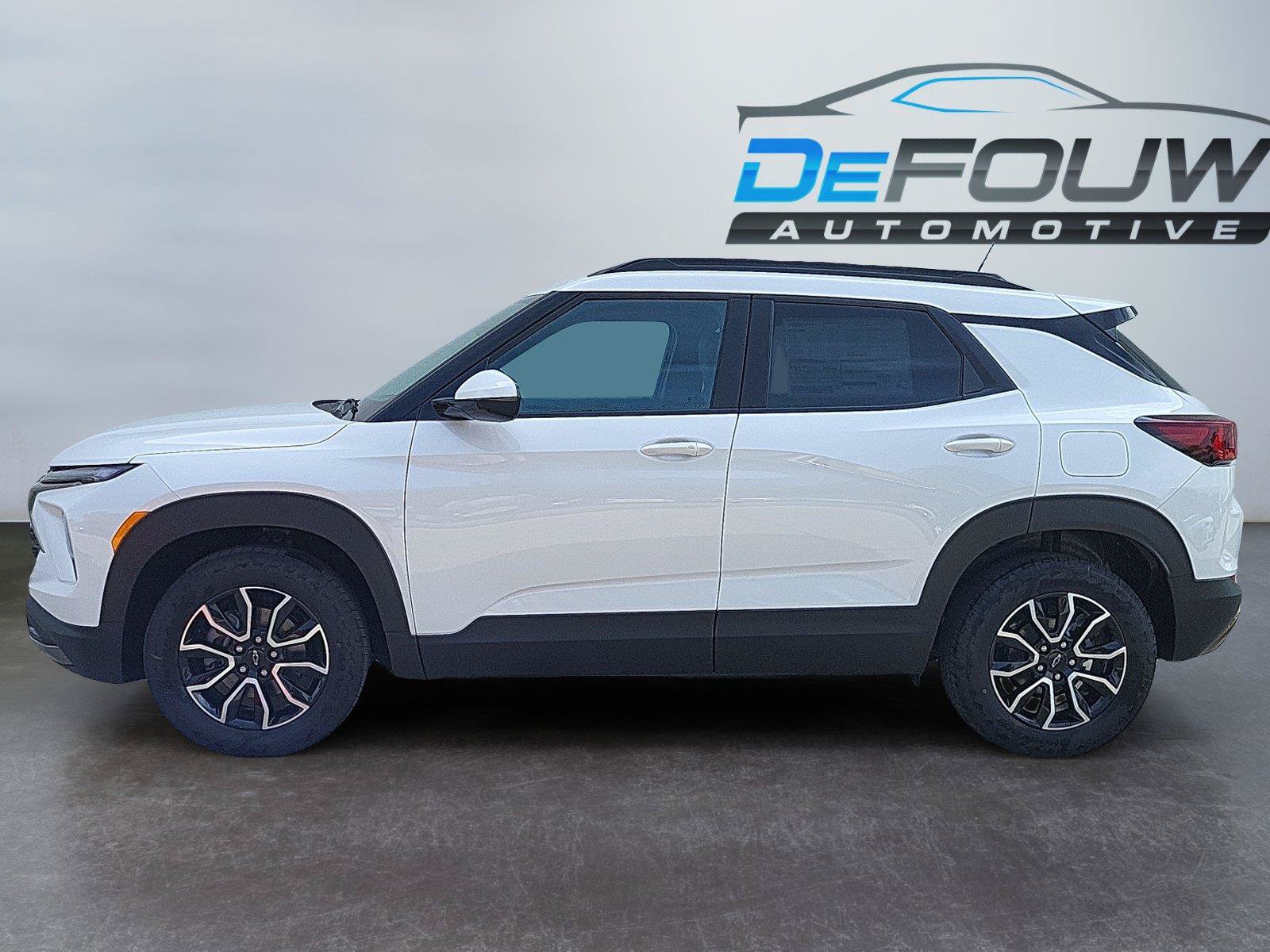 Used 2025 Chevrolet TrailBlazer ACTIV w/ Driver Confidence Package FWD image 6