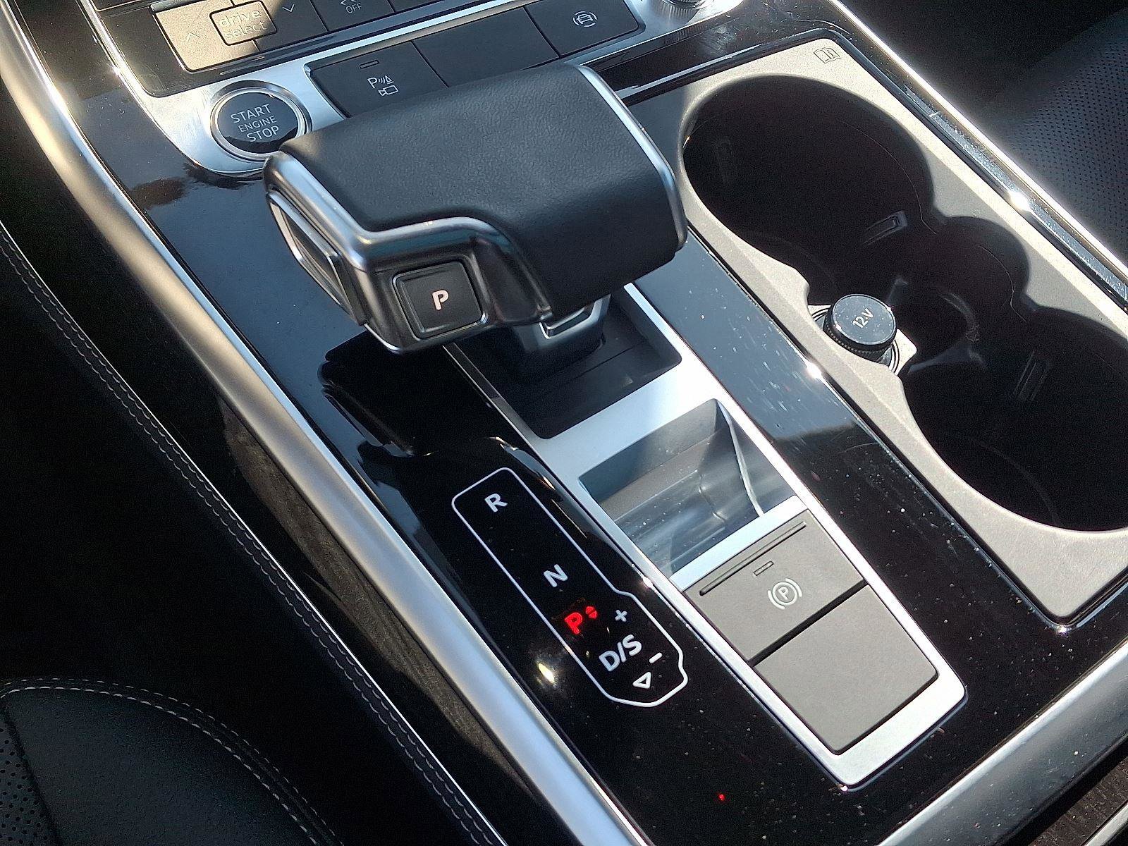 Certified 2025 Audi Q8 Premium Plus image 15