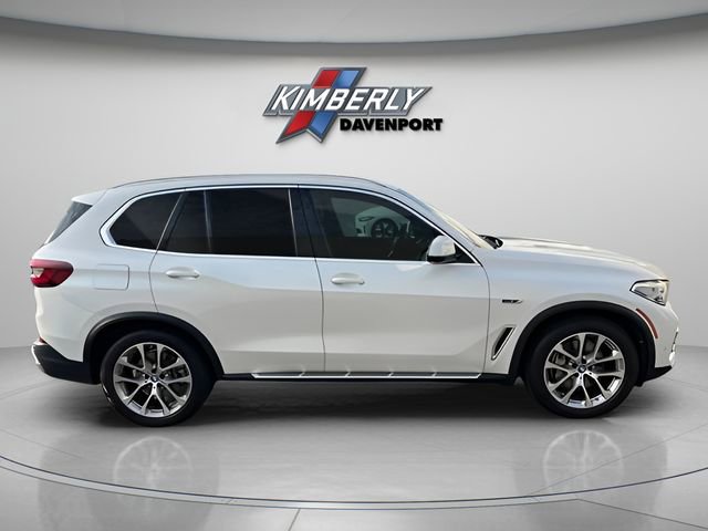Certified 2022 BMW X5 xDrive45e w/ Executive Package image 6
