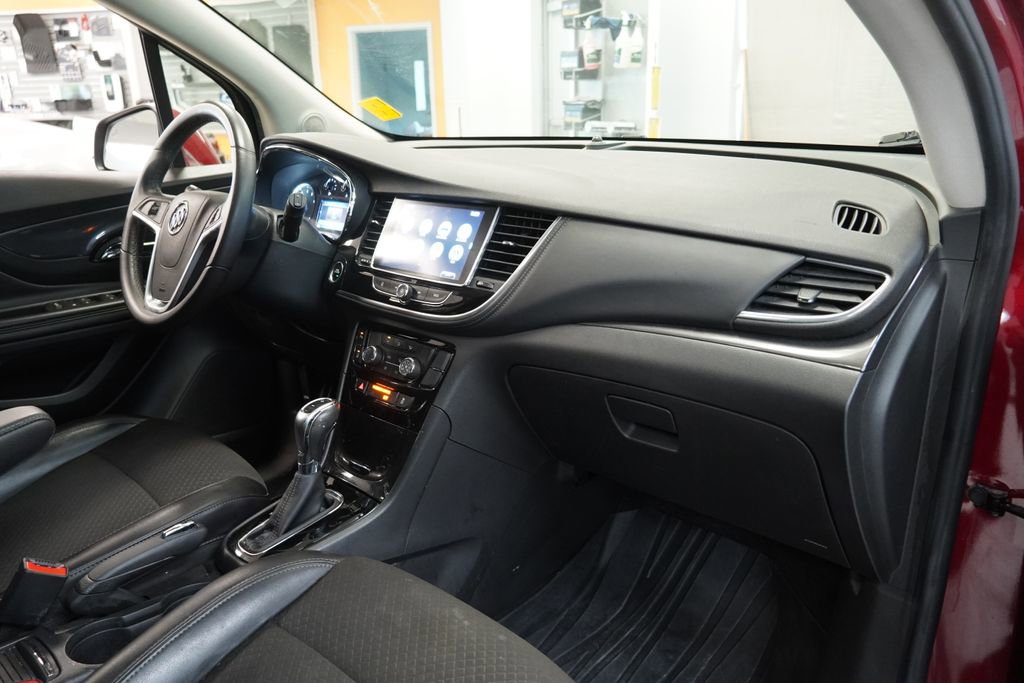 Used 2021 Buick Encore Preferred w/ Safety Package II AWD/4WD image 33
