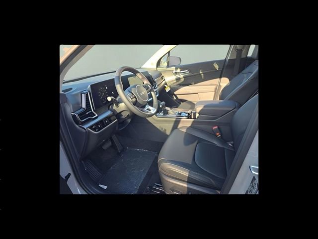 Used 2025 Kia Sportage SX image 11