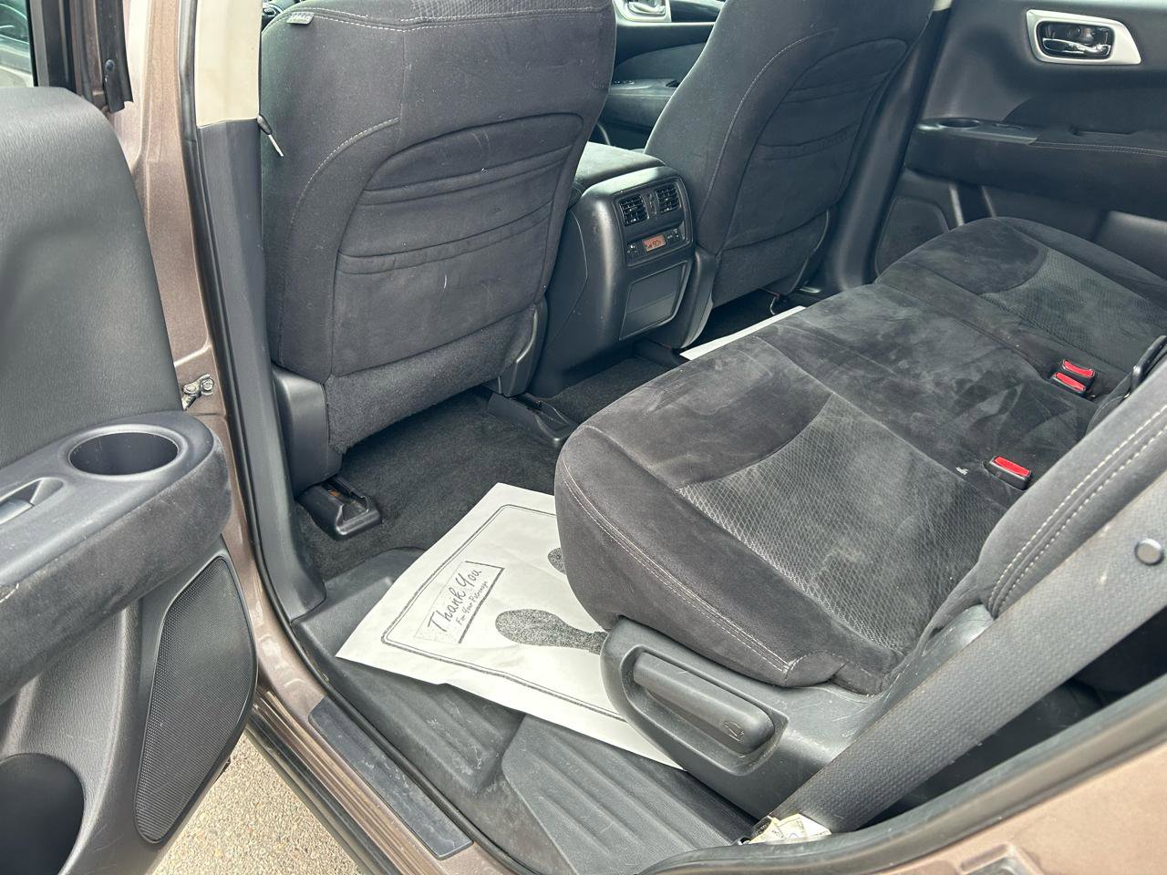 Used 2013 Nissan Pathfinder SV w/ Trailer Tow Pkg image 9