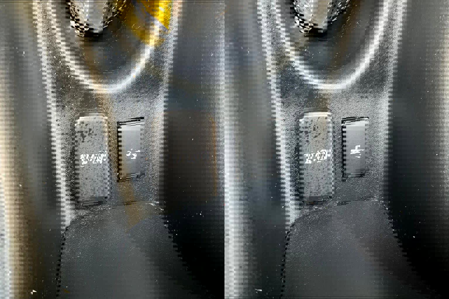 Used 2021 Toyota Prius L Eco image 35