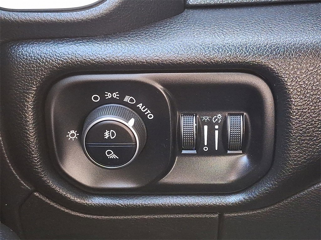 Used 2025 RAM 1500 Big Horn image 26