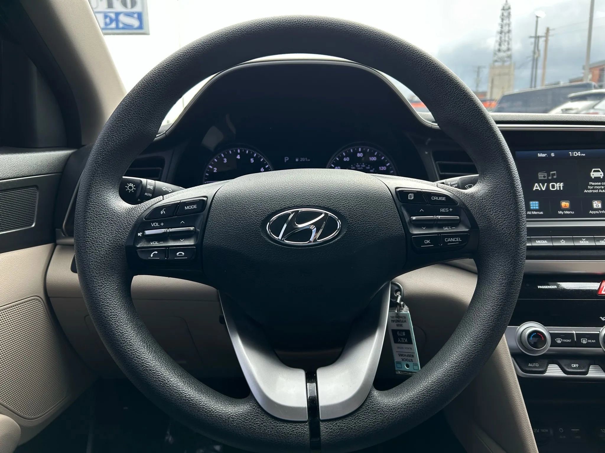 Used 2020 Hyundai Elantra SEL image 10
