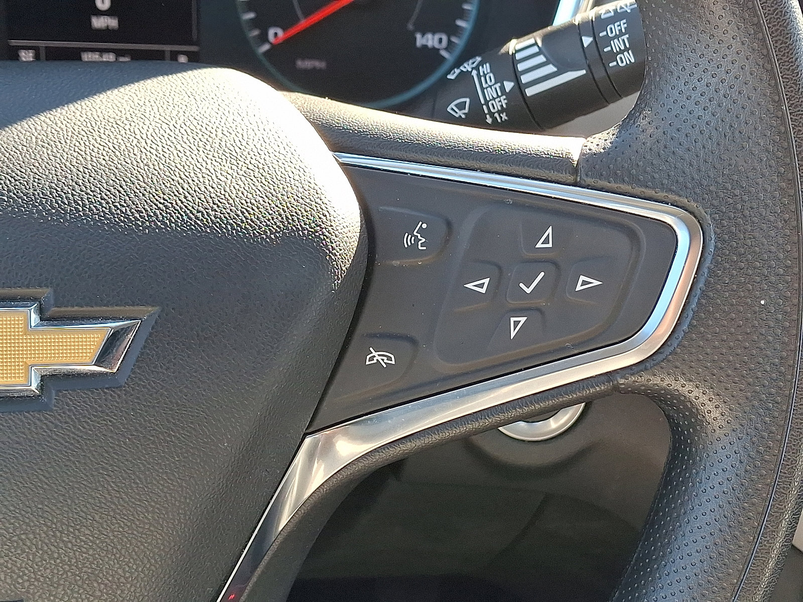 Certified 2024 Chevrolet Equinox LS image 21