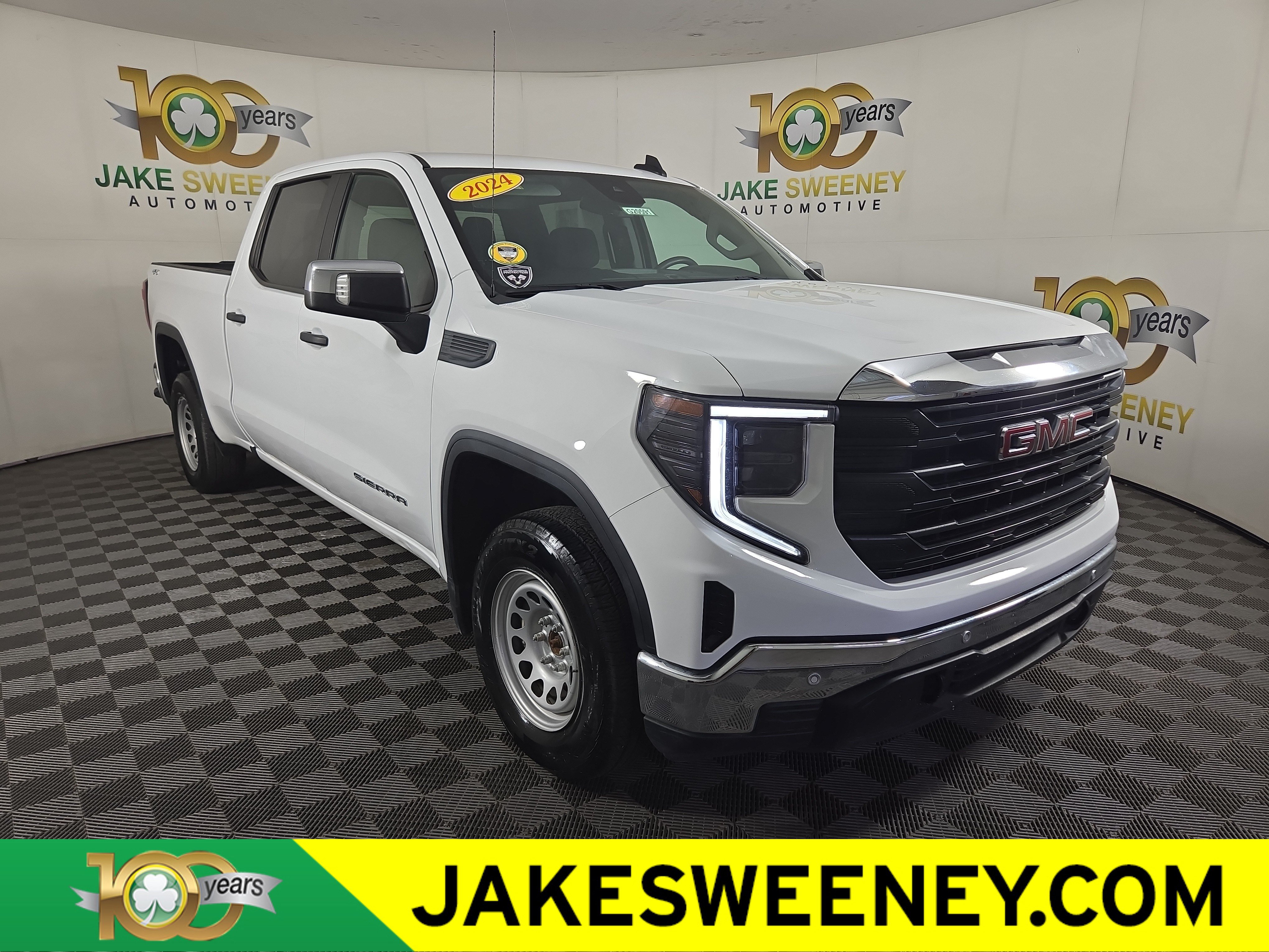 Used 2024 GMC Sierra 1500 Pro w/ Pro Value Package AWD/4WD image 1