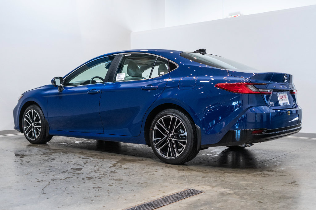 New 2026 Toyota Camry XLE w/ Premium Plus Package AWD/4WD image 7