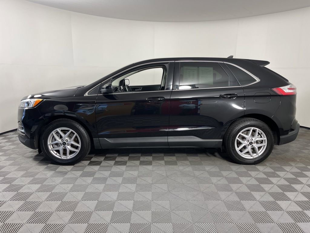 Used 2024 Ford Edge SEL AWD/4WD image 2
