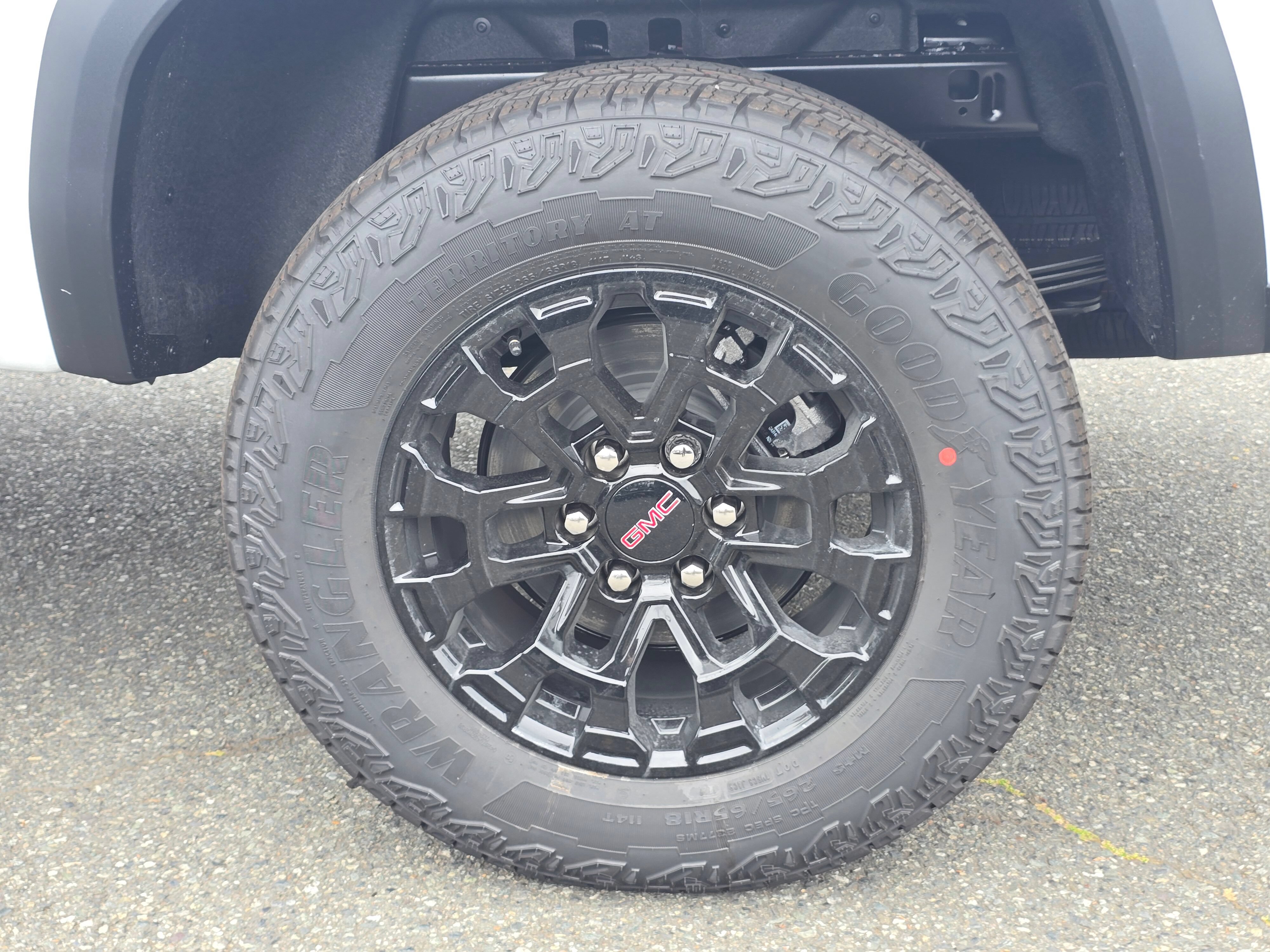 New 2026 GMC Canyon Elevation w/ Convenience Package AWD/4WD image 8