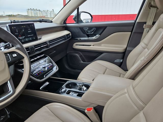 Used 2022 Lincoln Corsair Reserve w/ Elements Package AWD/4WD image 32