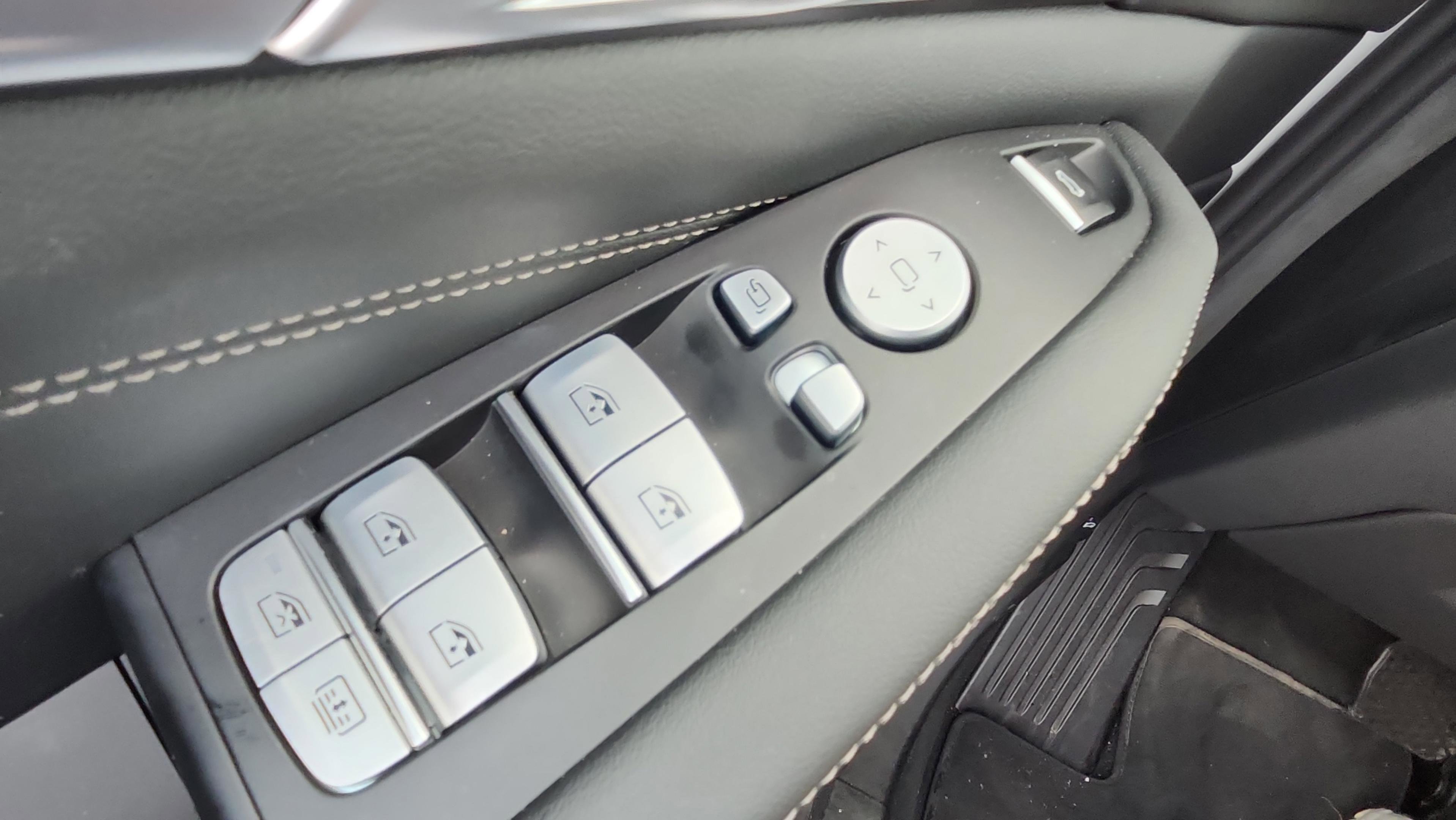 Certified 2026 BMW X7 xDrive40i image 31