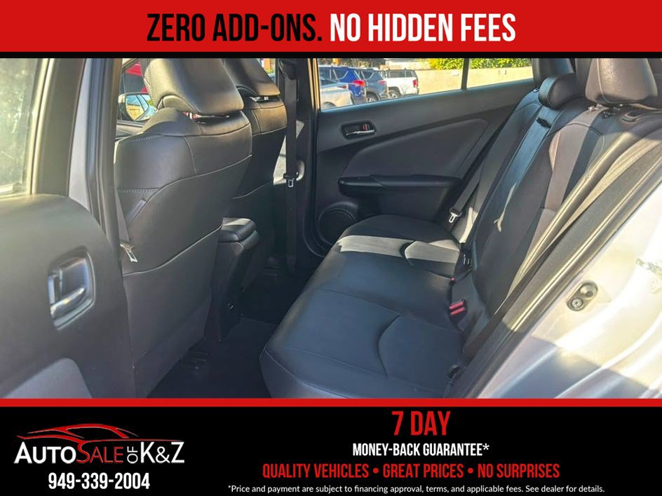 Used 2016 Toyota Prius Three Touring FWD image 17