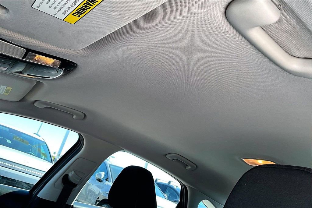 Certified 2022 Hyundai Sonata SEL w/ Cargo Package image 12